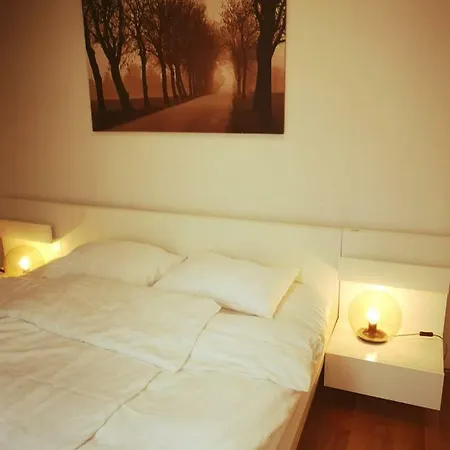 Midbo As Holmen Apartmán